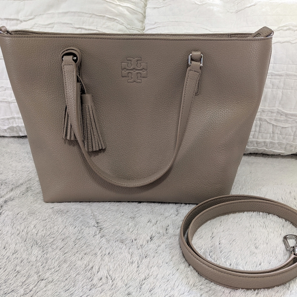 Tory Burch Thea Zip Tote - EUC!